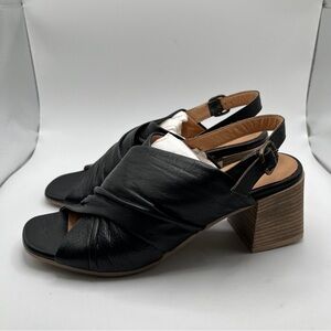 NWOB Bueno Eden High Heels size 38 US 8 black block heels slingback